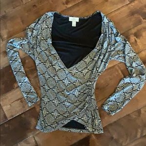 Ann Taylor Loft medium v-neck